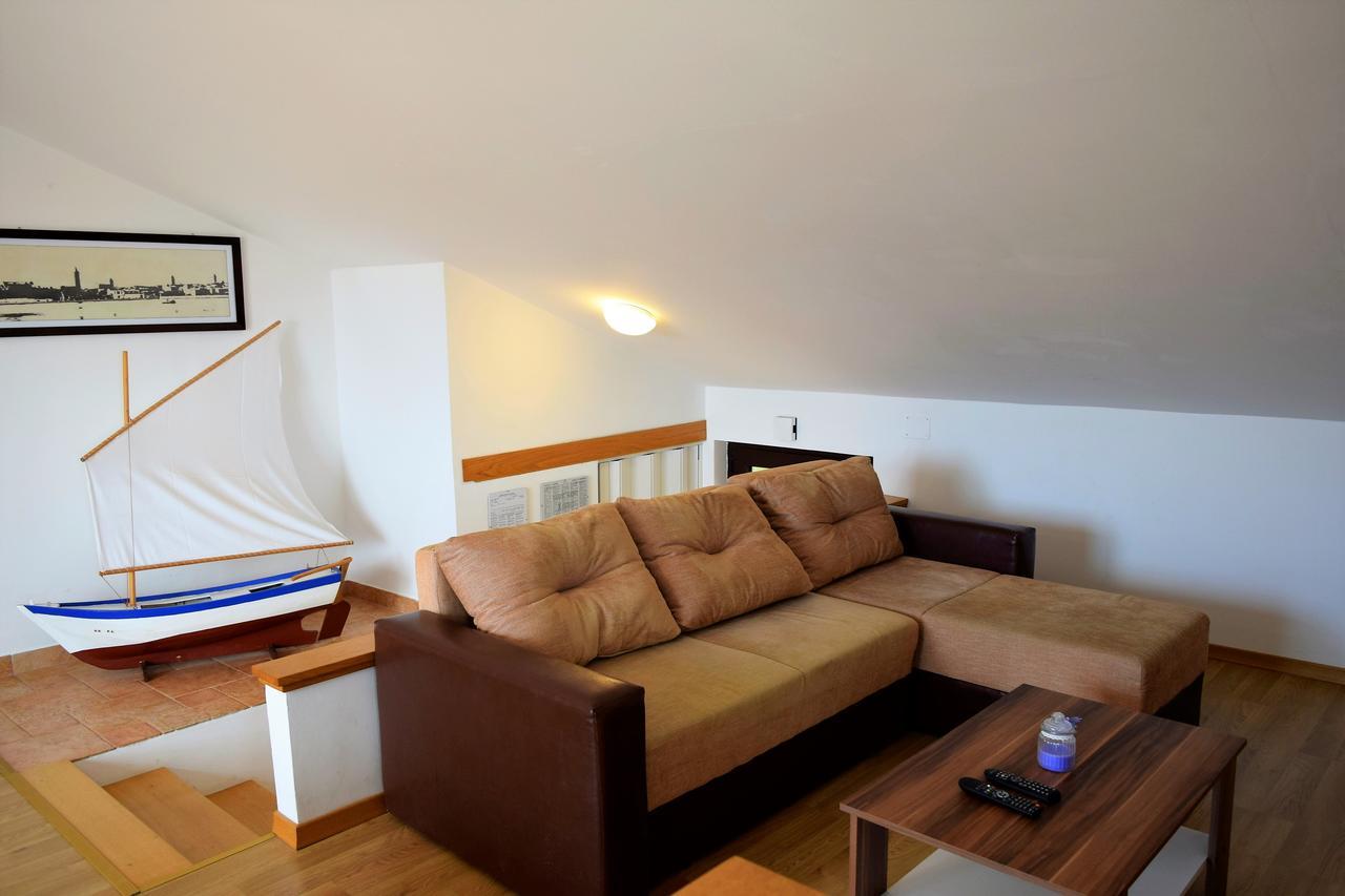 Peter Pan Apartments Palit Esterno foto